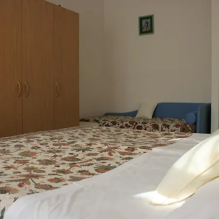 Oda ve Kahvaltı Ortensia 4*