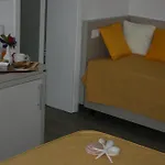 Alojamento de Acomodação e Pequeno-almoço Ortensia 3*