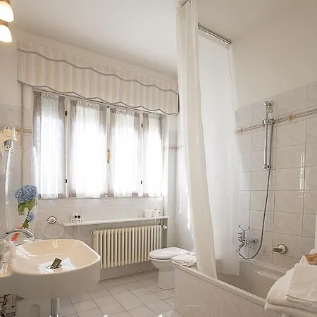 Ortensia 3* Forte dei Marmi