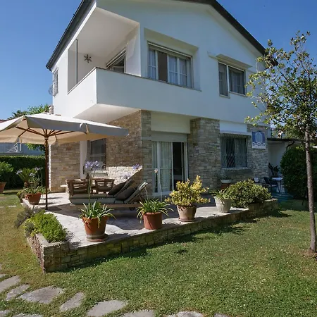 Ortensia Forte dei Marmi